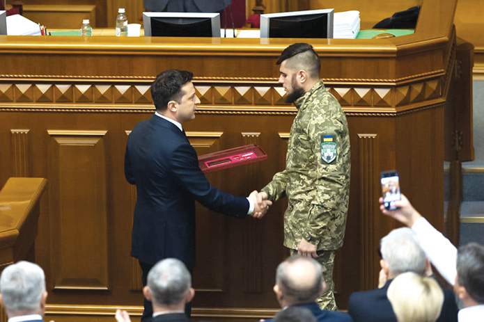 Під час вручення найвищої державної нагороди – звання Героя України