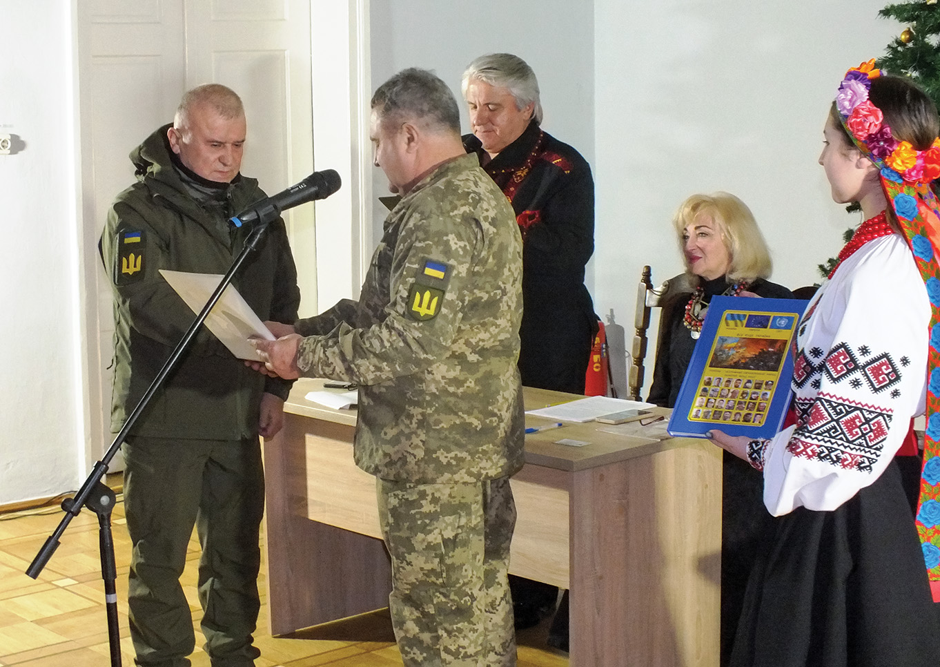Під час вручення ордена «За розбудову України»